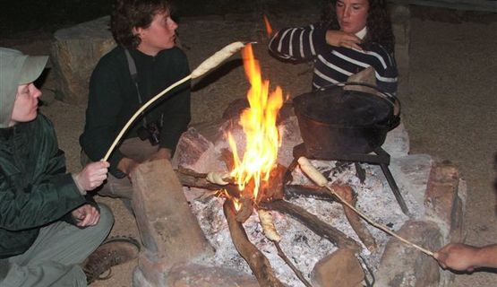 Kariega Volunteers Camping in the bush.JPG