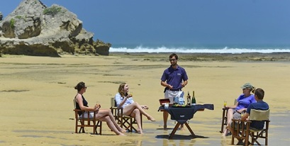 river-lodge-picnic-on-beach.jpg