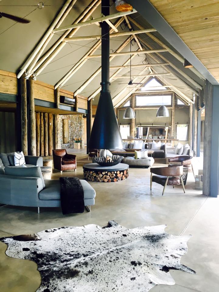 Settlers Drift Safari Lodge Interior