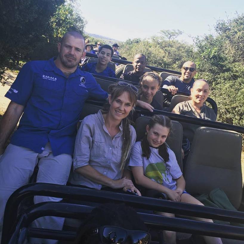 Tourists on Game Drive in Kariega 01