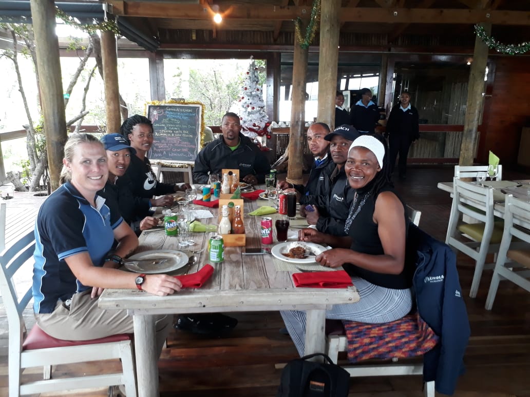 Kariega Foundation Sports coaches enjoy lunch at Main Lodge