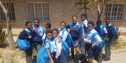 kariega-foundation-bomadancers-back-to-school.jpg