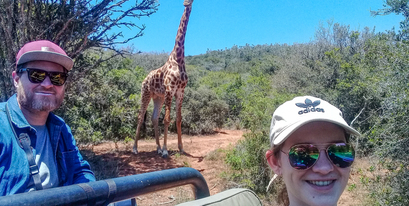 Kariega-Volunteer-Update-Jan-March-2019-Giraffe.JPG