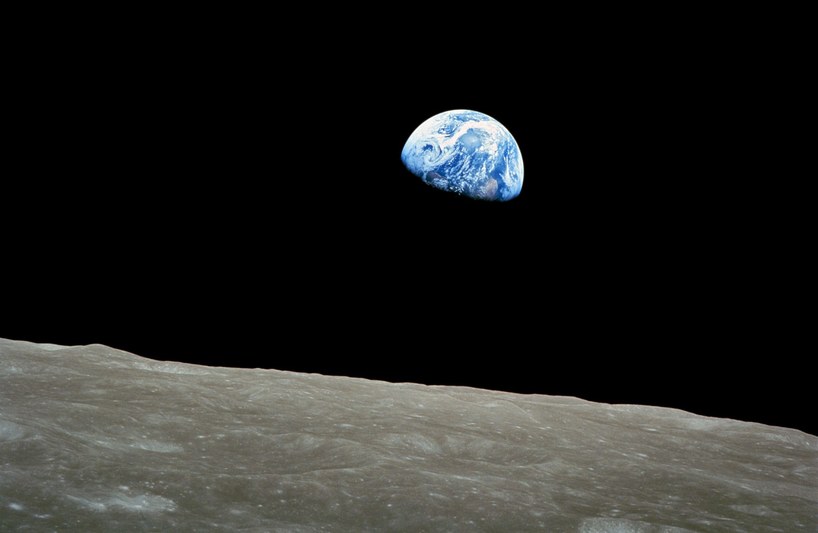 NASA-Apollo8-Dec24-Earthrise.jpg