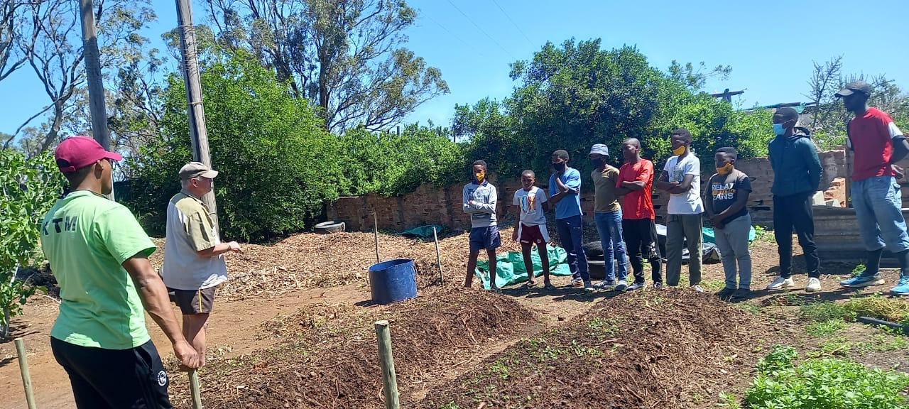 Kariega Conservation Centre Compost Training