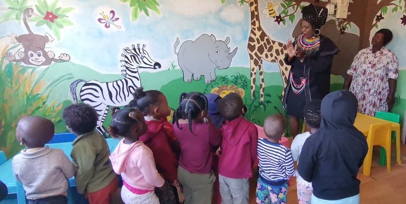 Kariega Rainbow Kids With New Painted Classroom